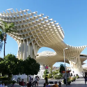 Enzo , Sevilla España